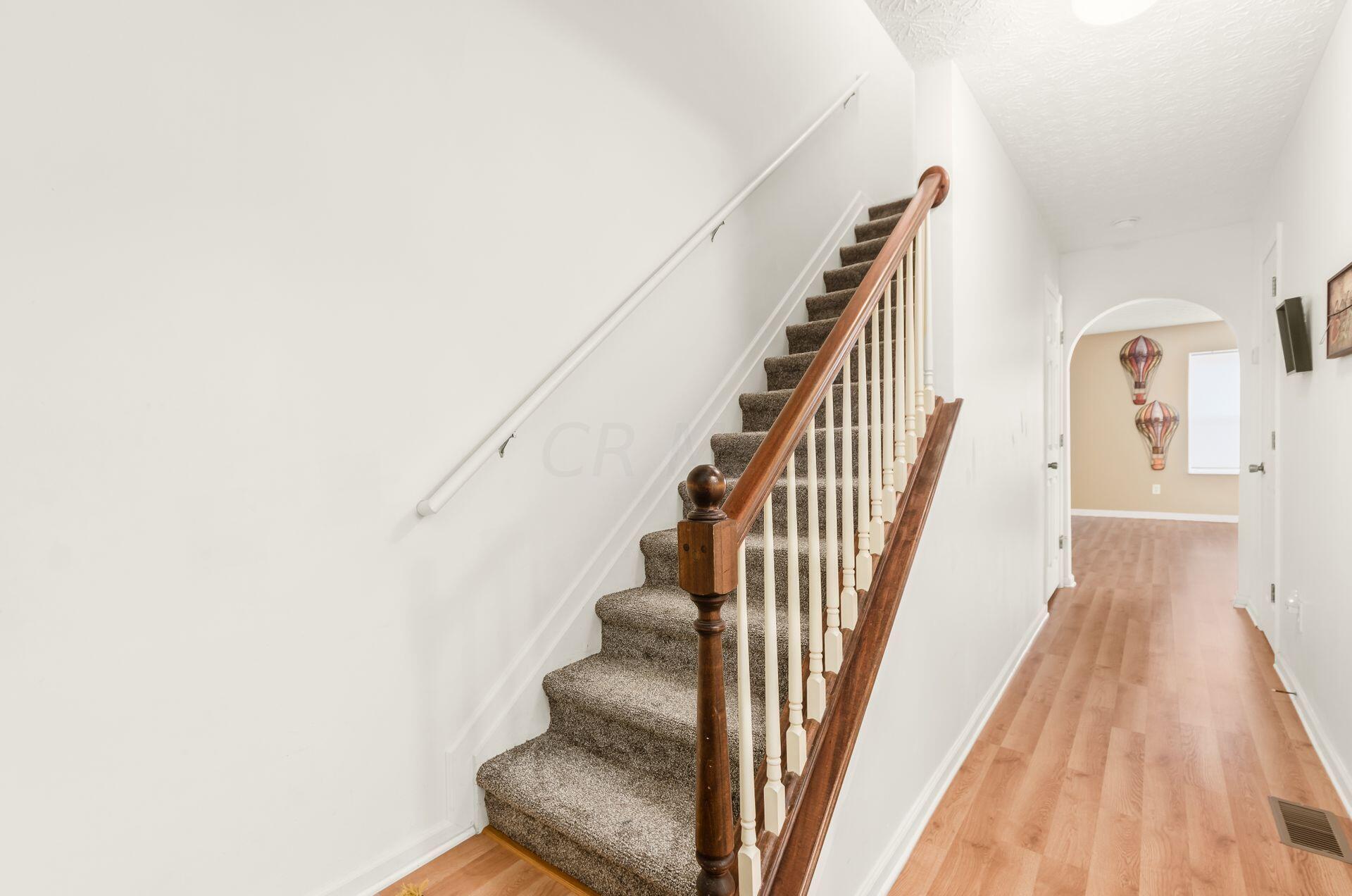 50 Tabilore Loop Delaware, OH 43015 - Photo 4 of 38 005_d17ff4b8_M 50 Tabilore000