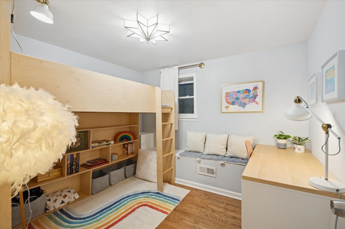 1621 West Rascher Avenue, Unit G Chicago, IL 60640 - Photo 13 of 18 Gallery Image 13