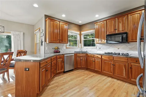 $1,184,000 | 5683 Fig Way, Arvada, CO 80002