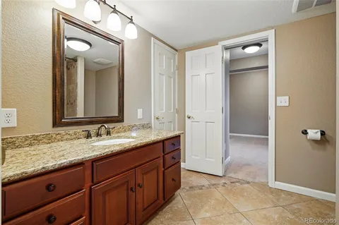 $1,184,000 | 5683 Fig Way, Arvada, CO 80002