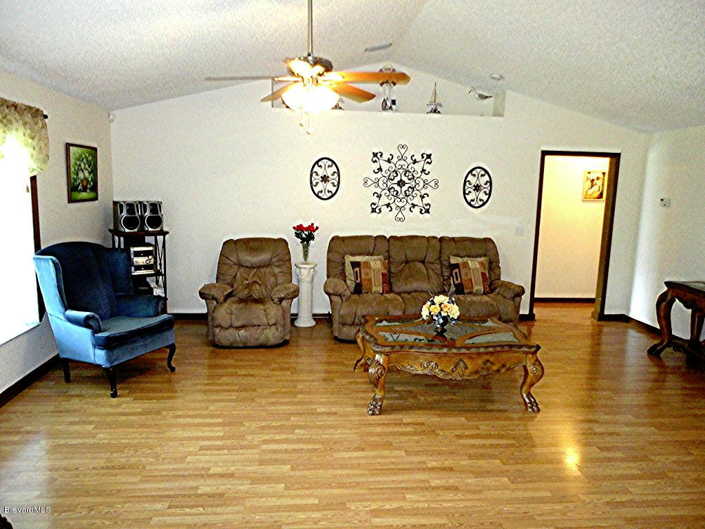 1708 Hydrangea Road Palm Bay, FL 32907 - Photo 8 of 13 Living room