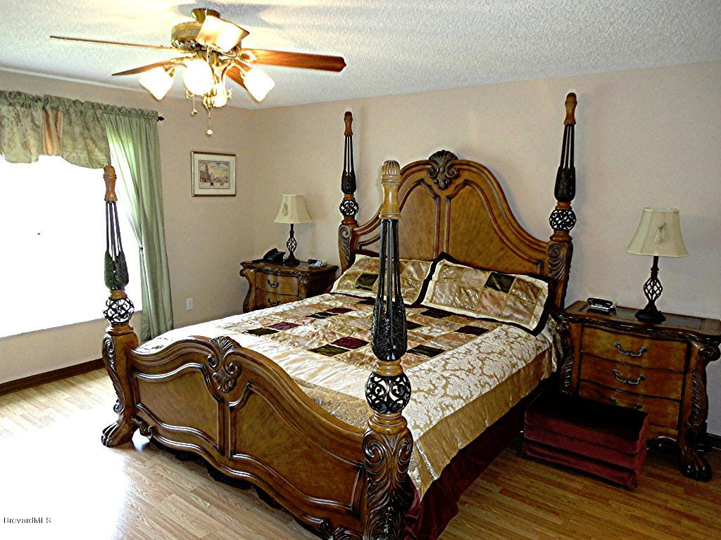 1708 Hydrangea Road Palm Bay, FL 32907 - Photo 10 of 13 Master bedroom
