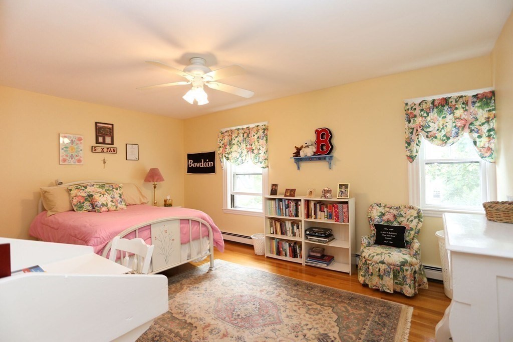 6 Coolidge Avenue Needham, MA 02492 - Photo 23 of 31