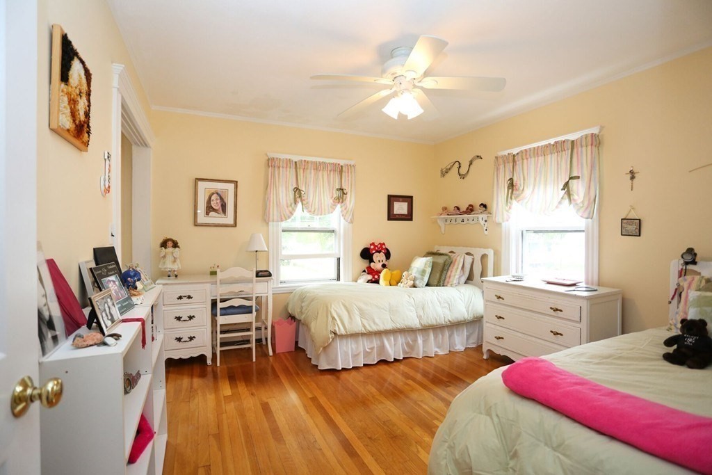 6 Coolidge Avenue Needham, MA 02492 - Photo 26 of 31