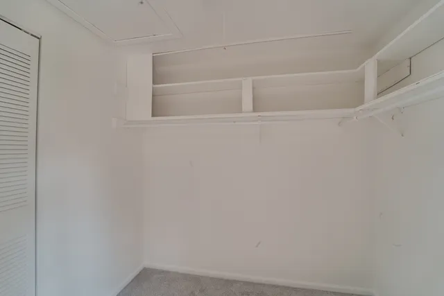 $1,800 | 1883 Jamestown Circle, Hoffman Estates, IL 60169