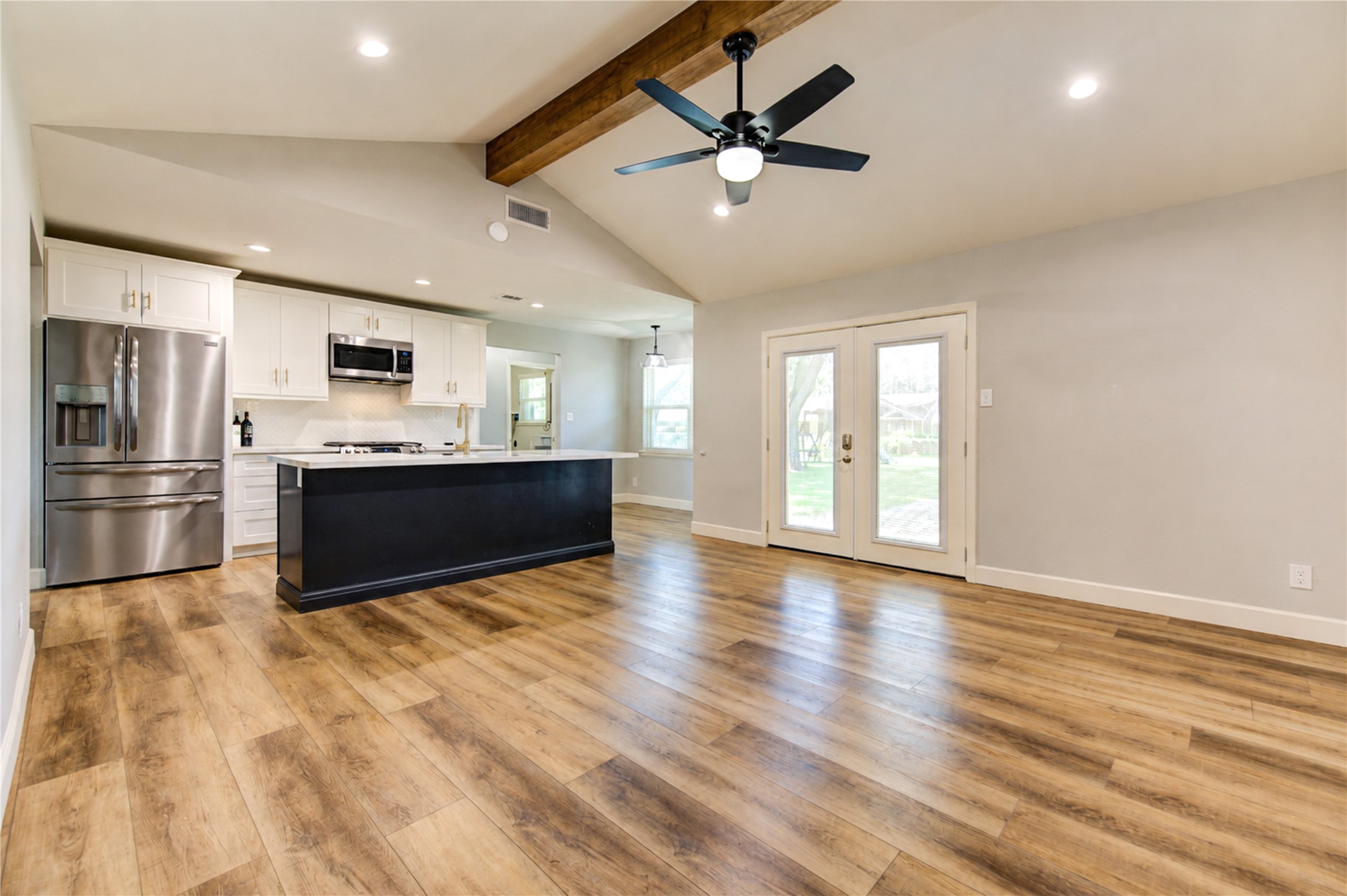 1105 Kost Road Alvin, TX 77511 - Photo 10 of 48