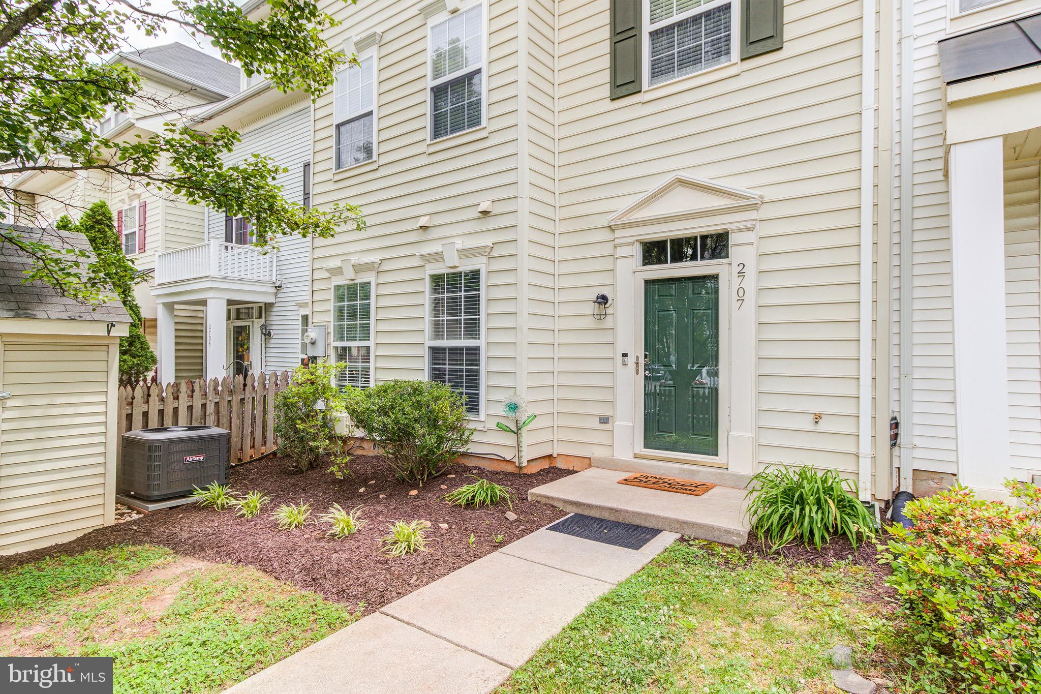 2707 Middle Neck Road Odenton, MD 21113 - Photo 4 of 32 Gallery Image 4