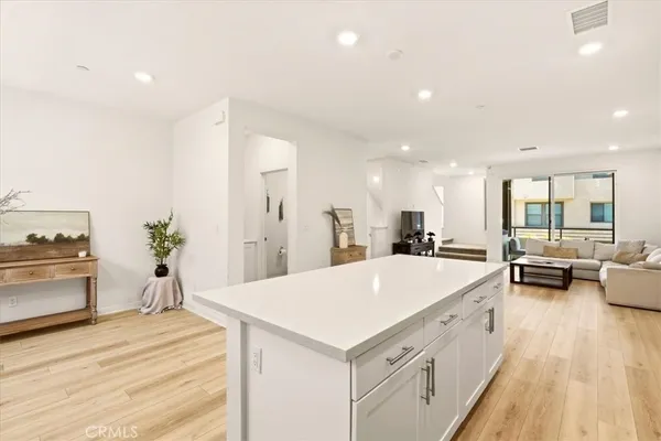 $849,999 | 2953 West Lincoln Avenue, Unit 4, Anaheim, CA 92801