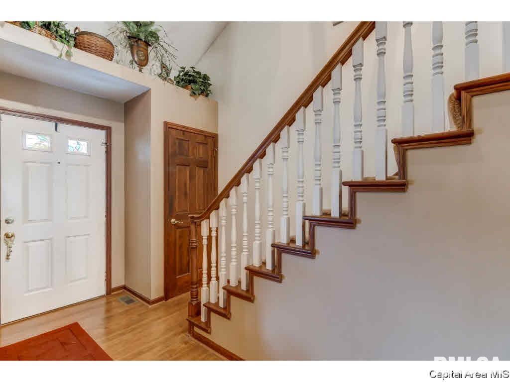 2700 Haverford Road Springfield, IL 62704 - Photo 2 of 36
