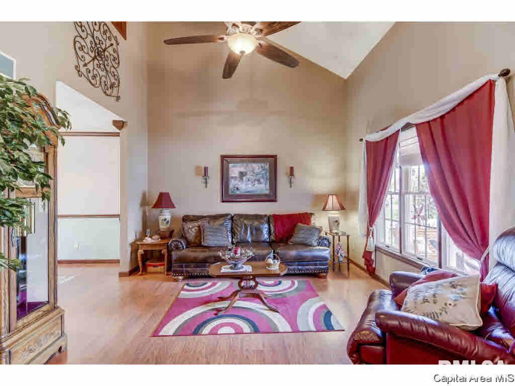2700 Haverford Road Springfield, IL 62704 - Photo 3 of 36