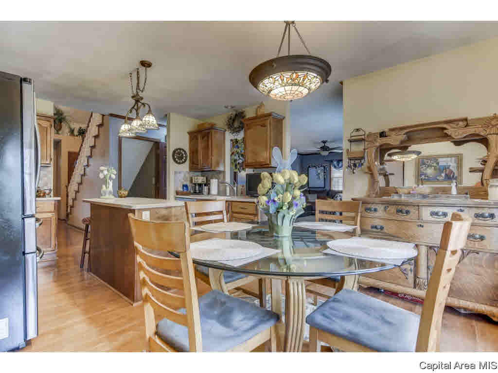 2700 Haverford Road Springfield, IL 62704 - Photo 10 of 36