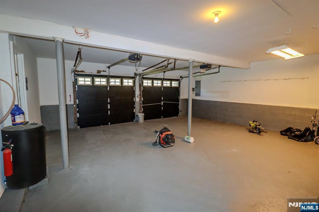 95 Longwood Lake Road Oak Ridge, NJ 07438 - Photo 17 of 20 Gallery Image 17