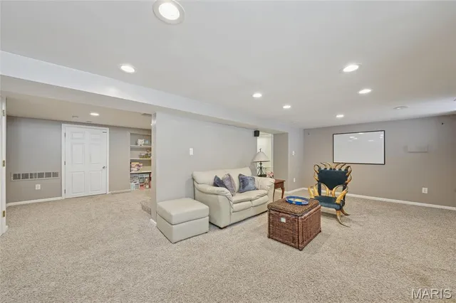 $599,000 | 7342 Cornell Avenue, University City, MO 63130