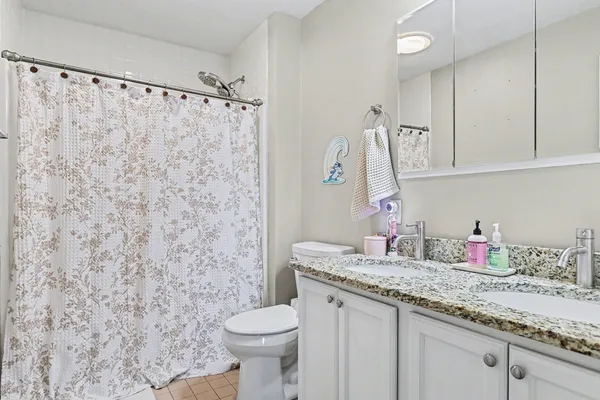 $385,000 | 172 Deer Path Lane, Battle Creek, MI 49015