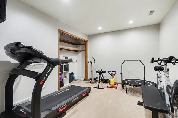 $385,000 | 172 Deer Path Lane, Battle Creek, MI 49015