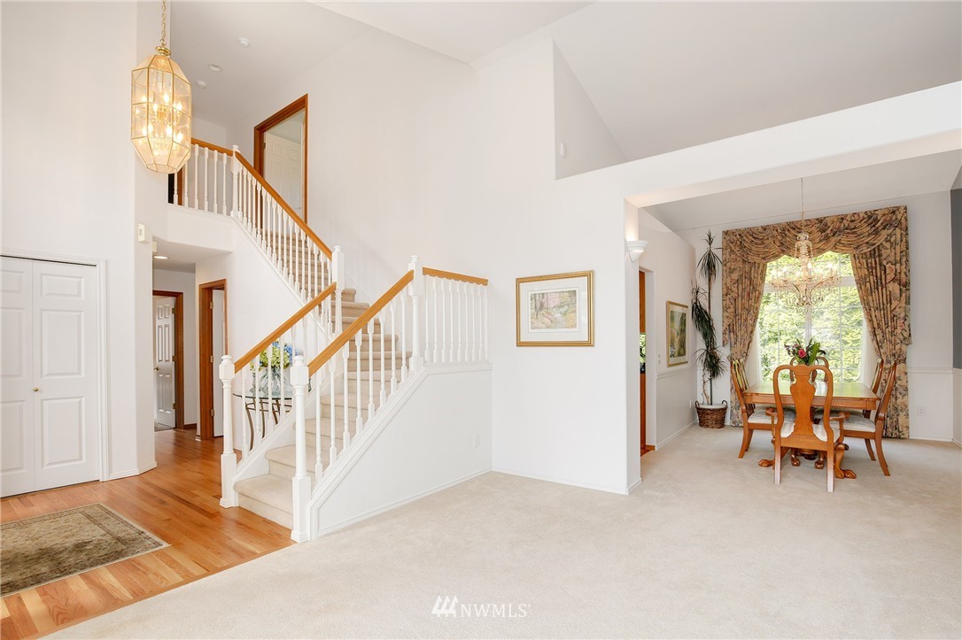 2708 182nd Place Southeast Bothell, WA 98012 - Photo 3 of 23 Gallery Image 3