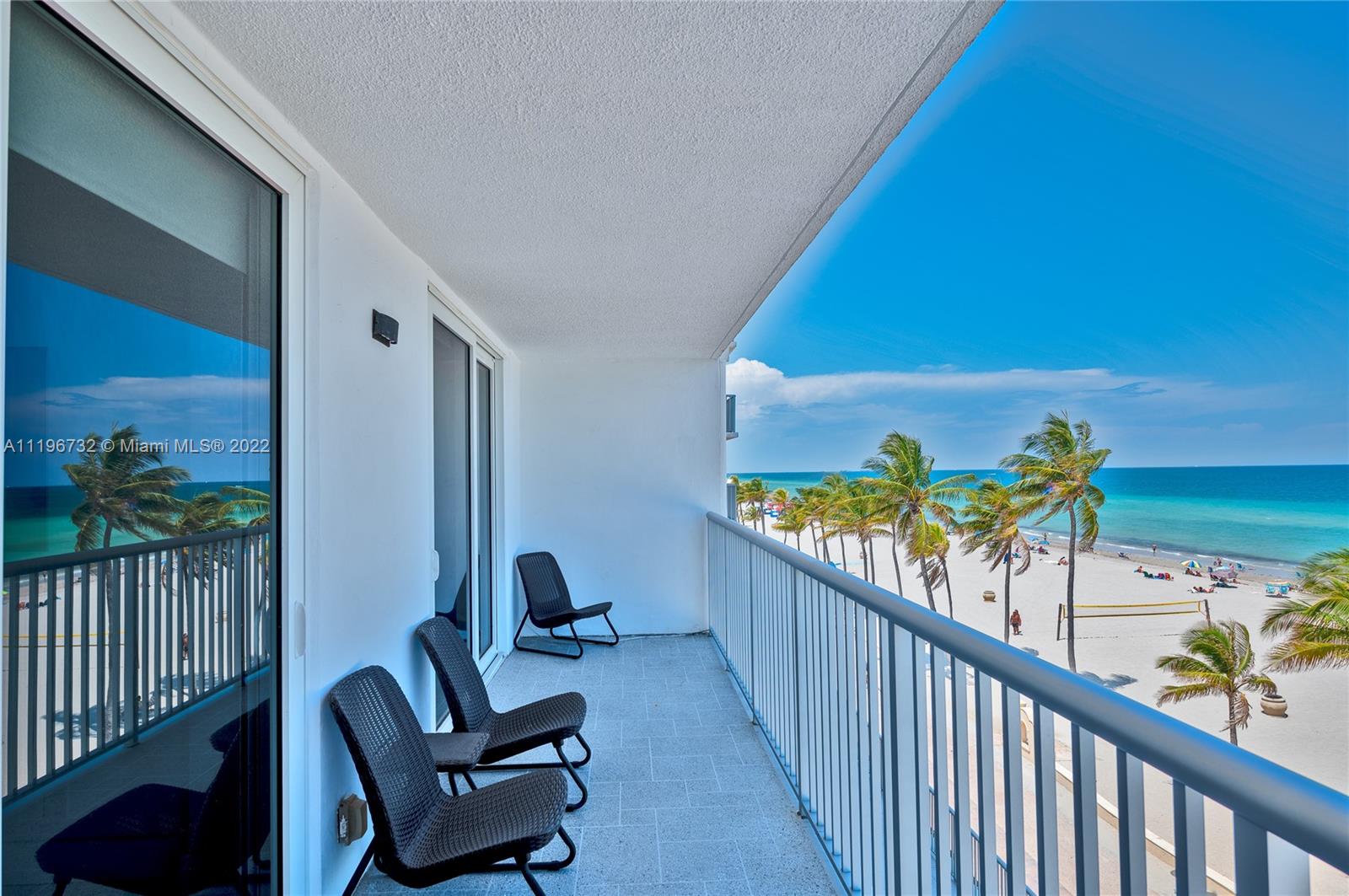 400 North Surf Road, Unit 504 Hollywood, FL 33019 - Photo 3 of 33 Gallery Image 3