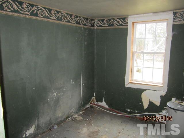 8576 Tom Matthews Road Bullock, NC 27507 - Photo 9 of 19 Gallery Image 9
