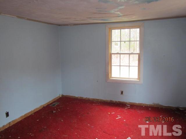 8576 Tom Matthews Road Bullock, NC 27507 - Photo 10 of 19 Gallery Image 10