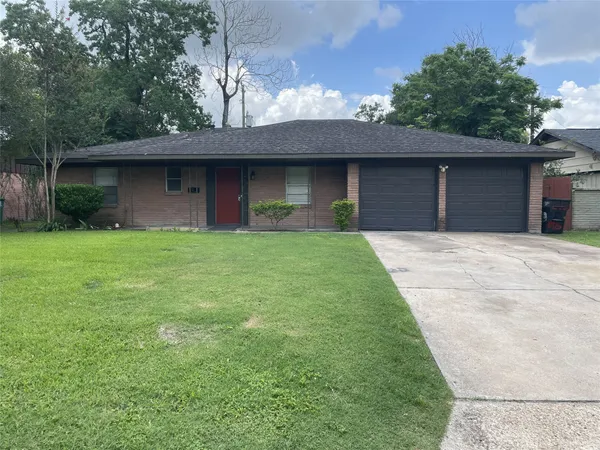 $1,850 | 8915 Reamer Street, Houston, TX 77074