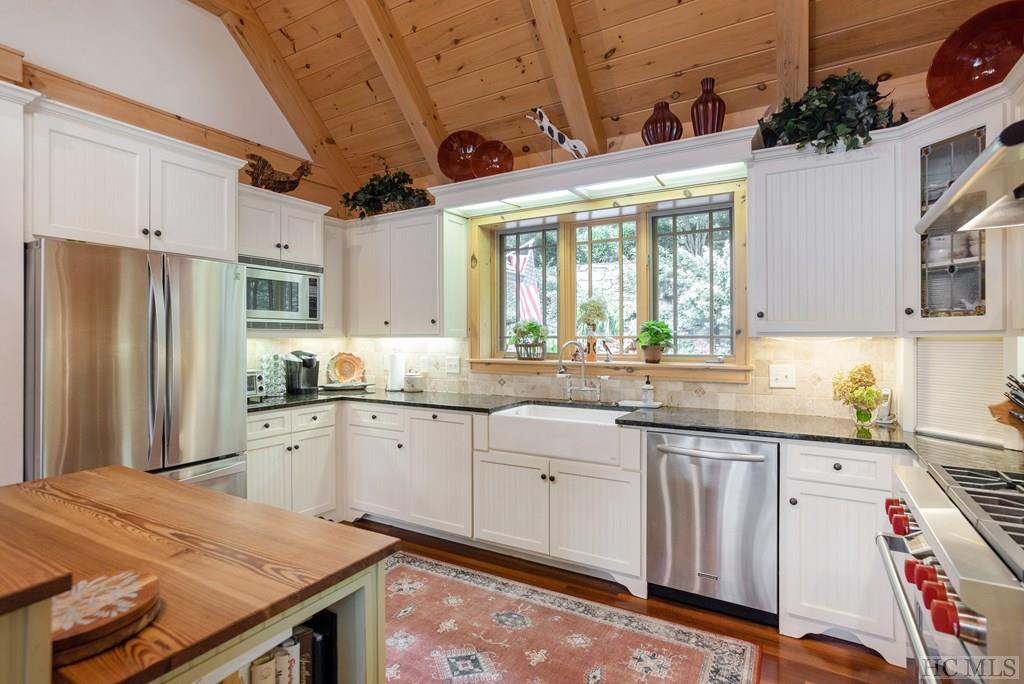 653 Summer Hill Road Cullowhee, NC 28723 - Photo 12 of 67 Gallery Image 12