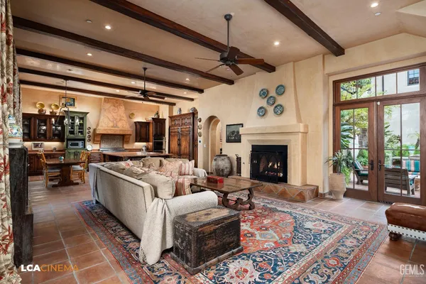 $2,950,000 | Undisclosed Address, Bakersfield, CA 93311