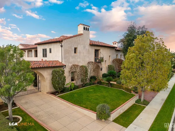 $2,950,000 | Undisclosed Address, Bakersfield, CA 93311