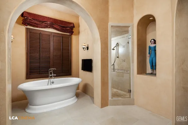 $2,950,000 | Undisclosed Address, Bakersfield, CA 93311