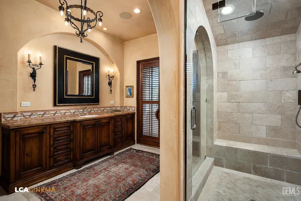 $2,950,000 | Undisclosed Address, Bakersfield, CA 93311