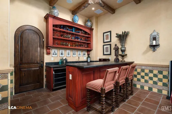 $2,950,000 | Undisclosed Address, Bakersfield, CA 93311