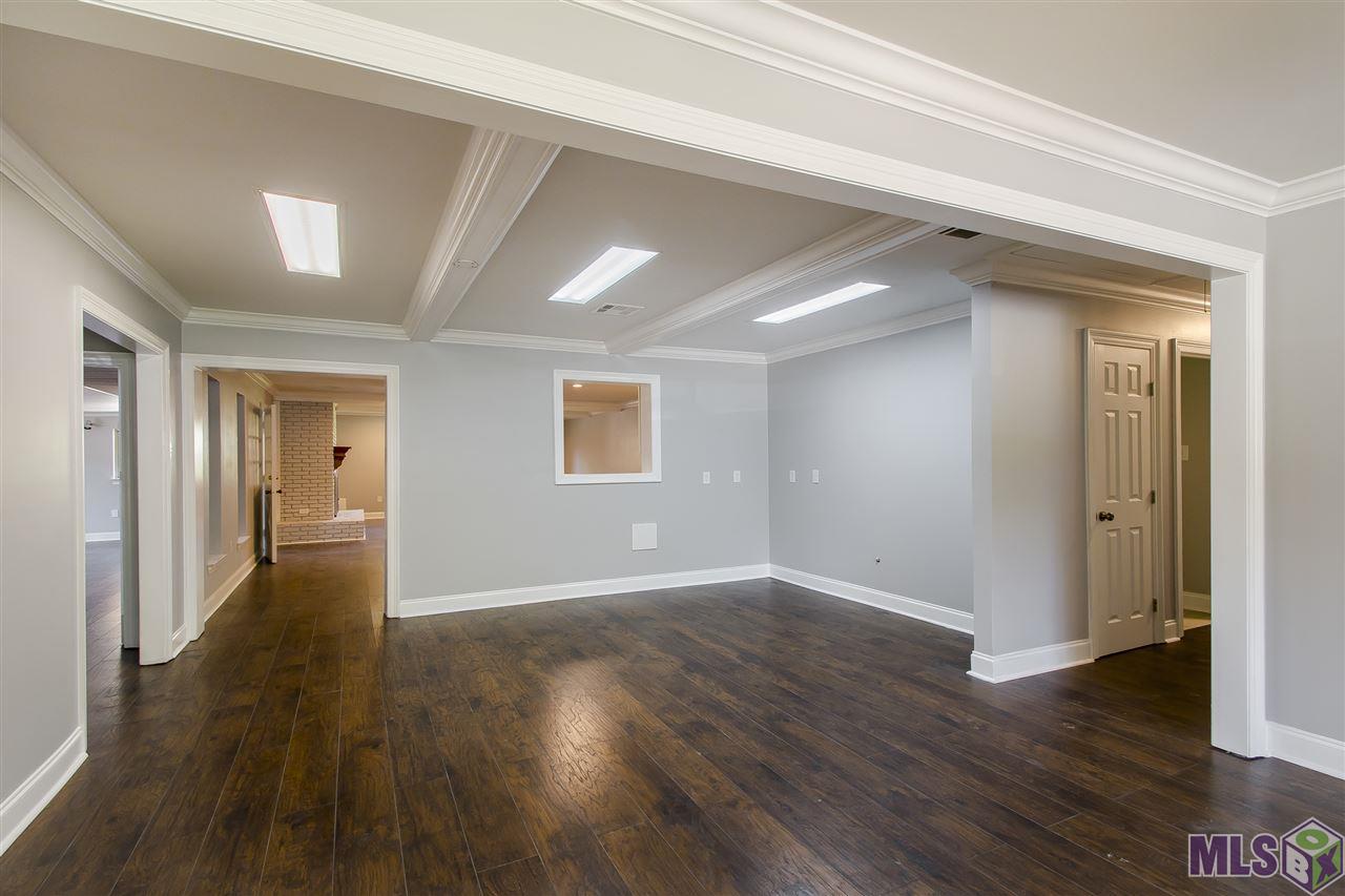 14385 North Holly Street Baton Rouge, LA 70819 - Photo 3 of 25 Gallery Image 3