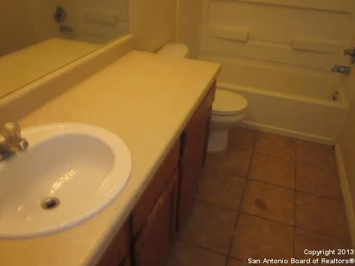 $1,220 | 10727 Mathom Landing, Unit 3, Universal City, TX 78148