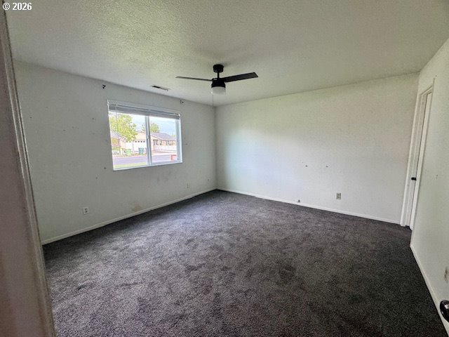 3215 William Street Longview, WA 98632 - Photo 27 of 37 Bedroom