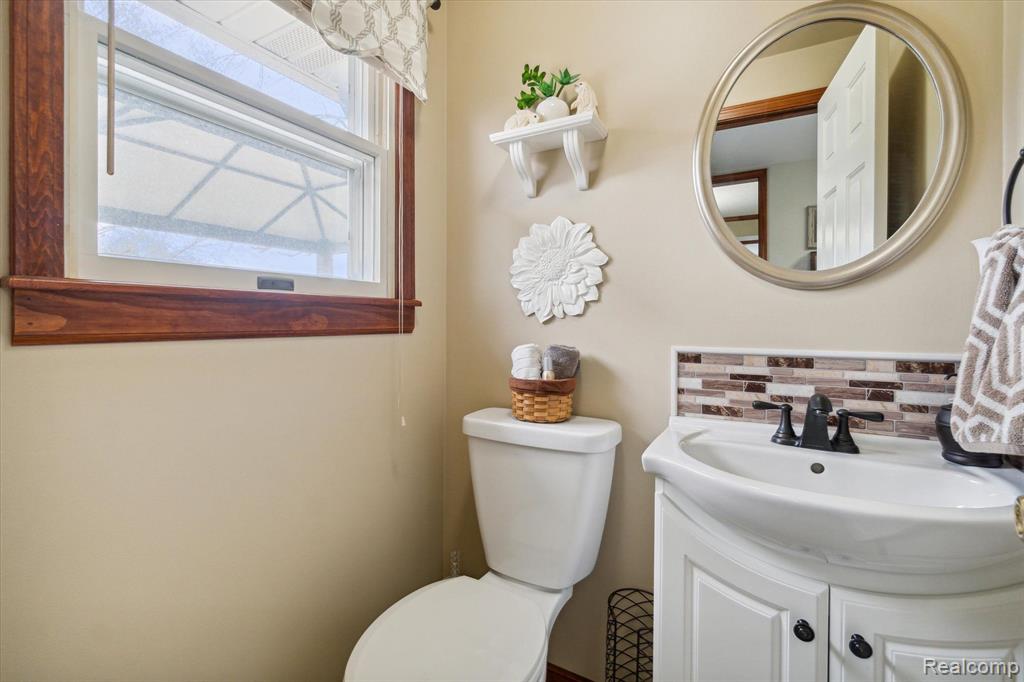 5118 West Stanley Road Mount Morris, MI 48458 - Photo 10 of 56