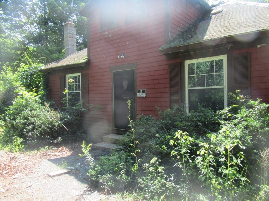 804 Conant Road Athol, MA 01331 - Photo 2 of 3