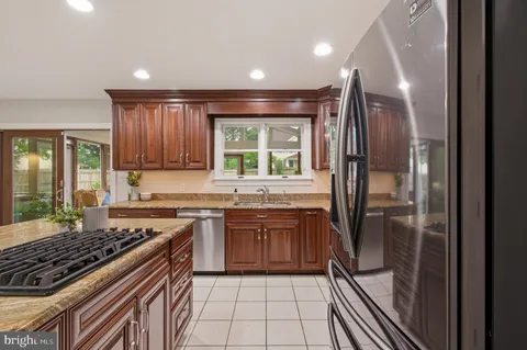$975,000 | 10319 Bassett Hall Court, Ellicott City, MD 21042