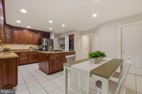 $975,000 | 10319 Bassett Hall Court, Ellicott City, MD 21042