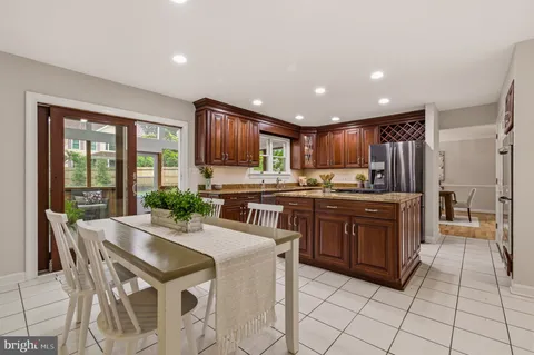 $975,000 | 10319 Bassett Hall Court, Ellicott City, MD 21042