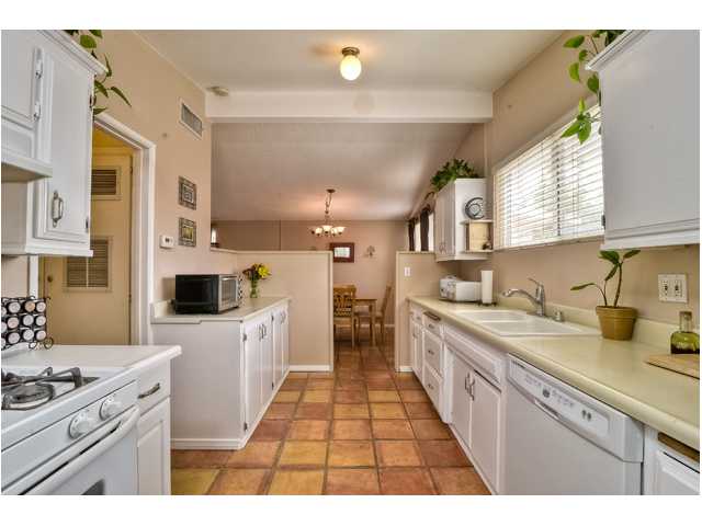 13732 Powers Road Poway, CA 92064 - Photo 11 of 19
