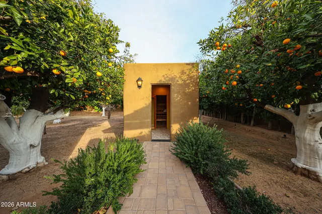 $2,100,000 | 2005 North Pomelo, Mesa, AZ 85215