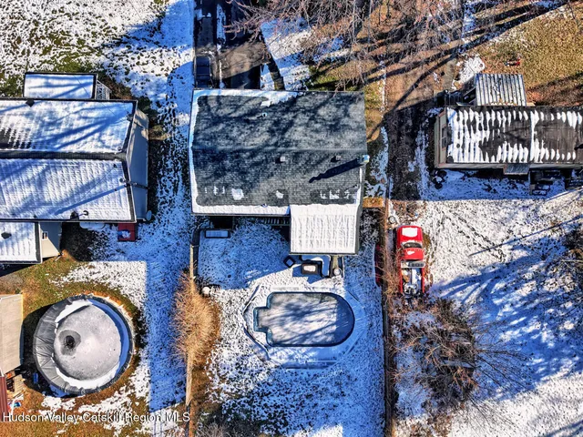 $349,900 | 52 North Franklin Street, Athens, NY 12015