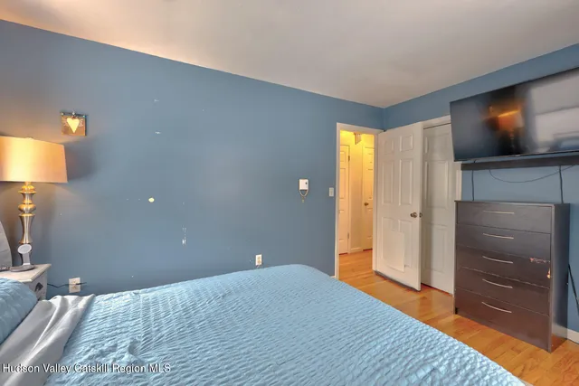 $349,900 | 52 North Franklin Street, Athens, NY 12015