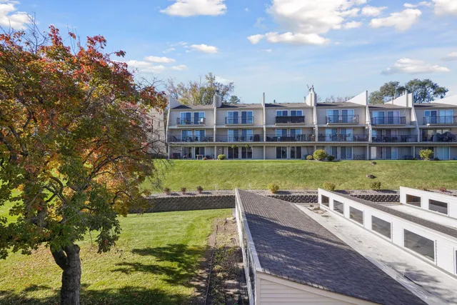 $348,000 | 6351 St Croix Trail North, Unit 240, Oak Park Heights, MN 55082