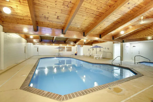 $348,000 | 6351 St Croix Trail North, Unit 240, Stillwater, MN 55082