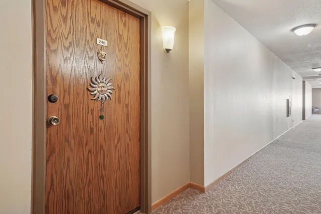 $348,000 | 6351 St Croix Trail North, Unit 240, Oak Park Heights, MN 55082