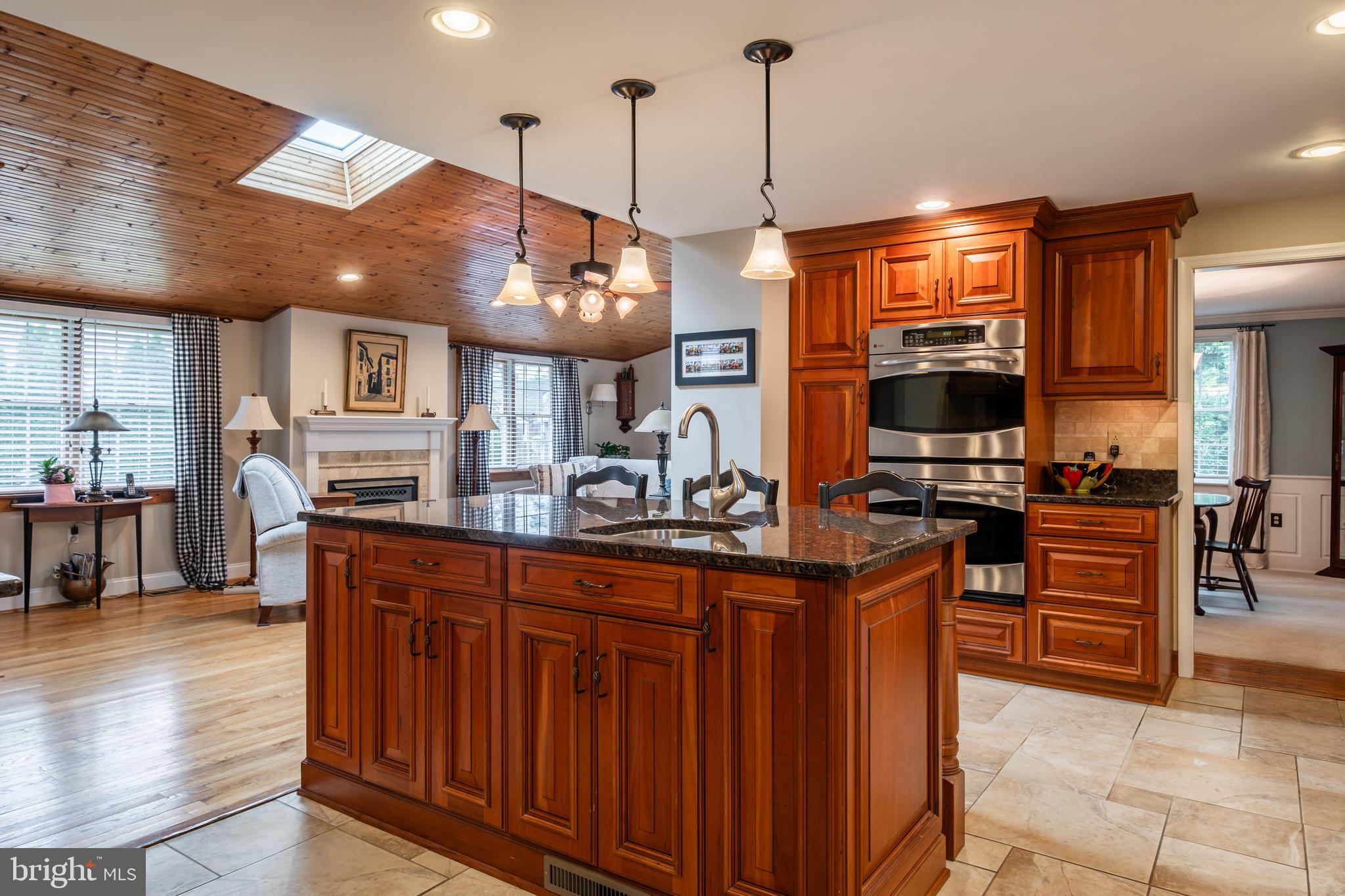 405 West Garden Road Oreland, PA 19075 - Photo 5 of 21 Gallery Image 5