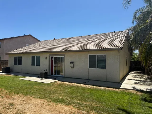 $397,900 | 2020 West Bristol Lane, Hanford, CA 93230