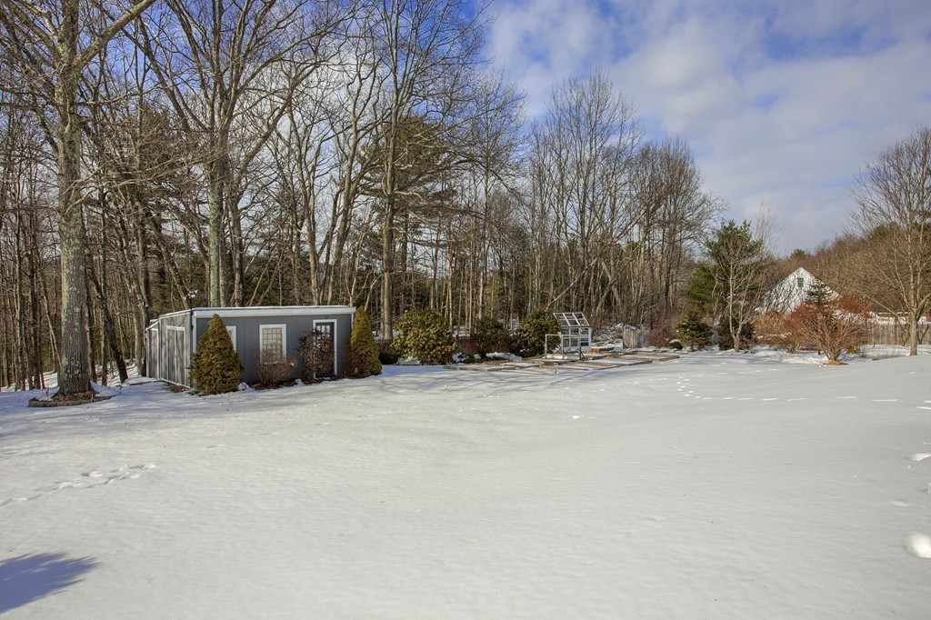 253 New Boston Road Sturbridge, MA 01566 - Photo 24 of 30 a view of outdoor space and yard