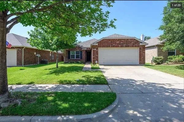 $1,950 | 6112 Moor Hen Drive, Denton, TX 76208