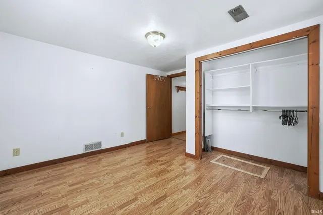 $229,900 | 735 Ln 274 Crooked Lake, Angola, IN 46703